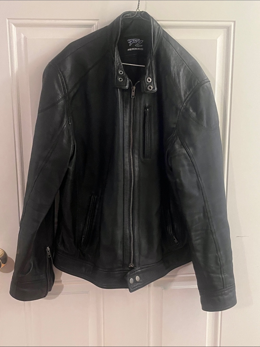 Women’s Black Leather Bomber Jacket -